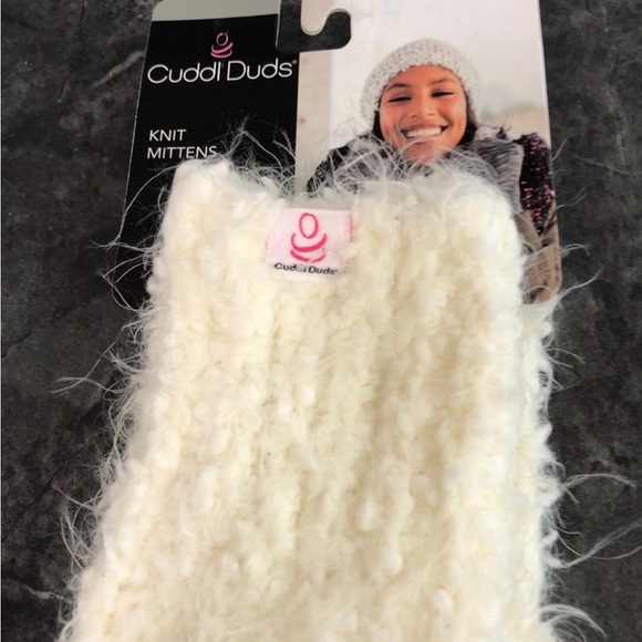 Cuddle duds fuzzy mitts - Picture 7 of 8